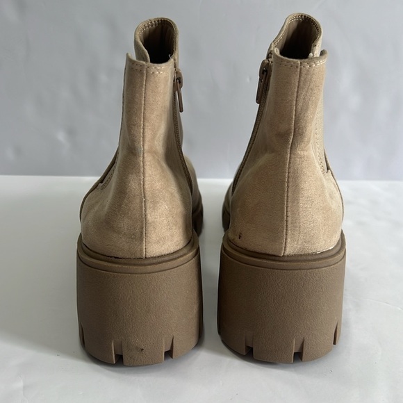 MADDEN NYC LIGHT BROWN CHELSEA STYLE BOOT SIZE 11 - Picture 5 of 10